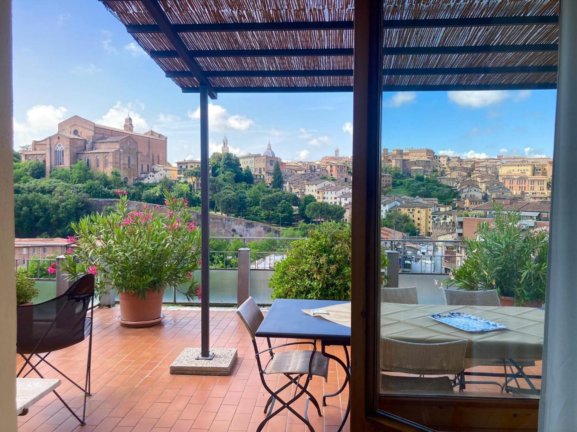 Attico San Francesco Apartment Siena Exterior photo