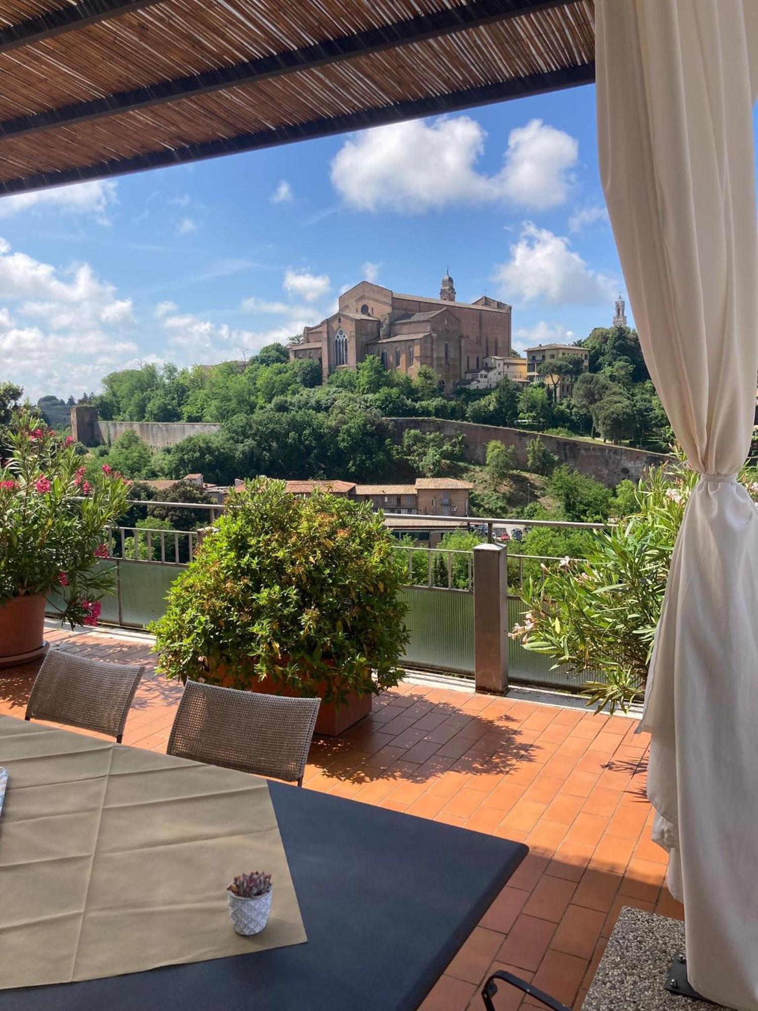 Attico San Francesco Apartment Siena Exterior photo